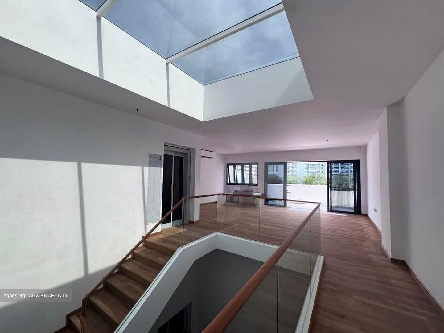 Cambridge Road (D8), Terrace #602170121